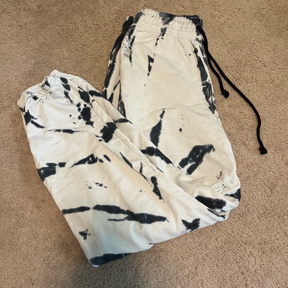CHNGE sweatpants